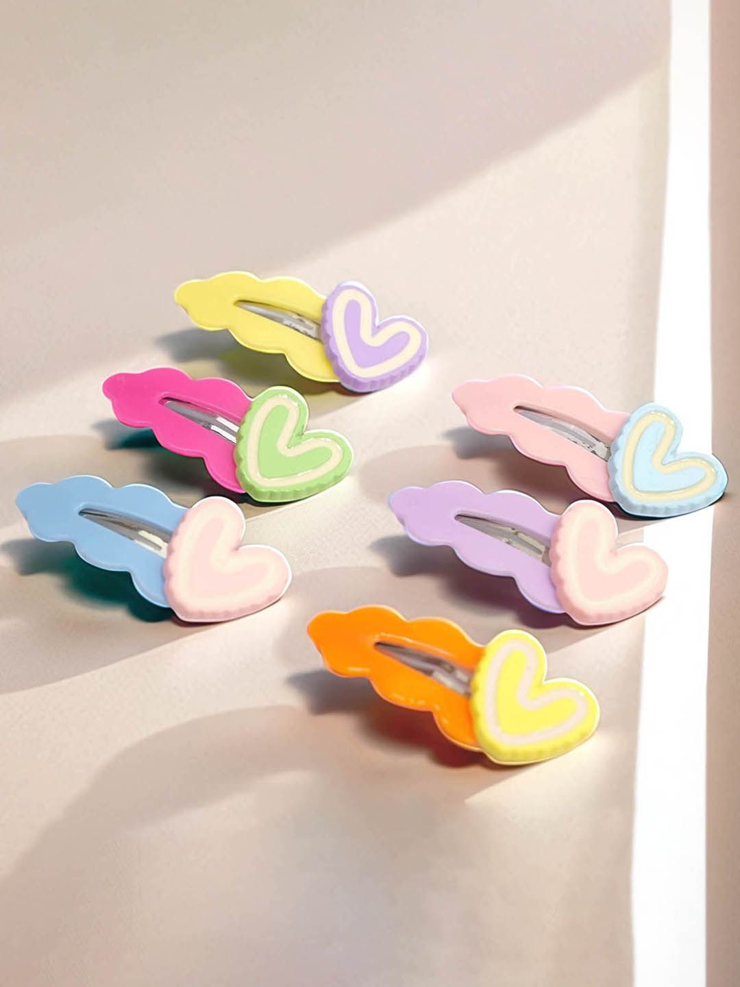HAIR DRAMA CO. Women Set of 6 Multicolour Heart Shape Tick Tack Clips