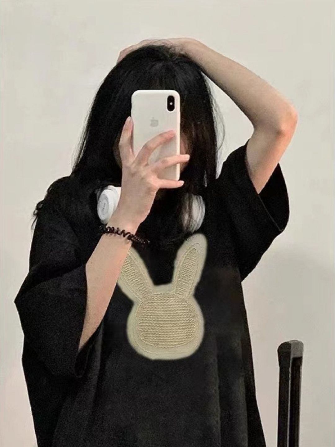 StyleCast Black & Beige Graphic Printed T-shirt