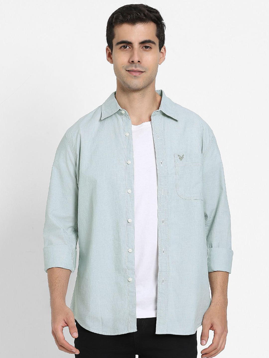 AMERICAN EAGLE OUTFITTERS Spread Collar Button-Up Pure Cotton Shirt