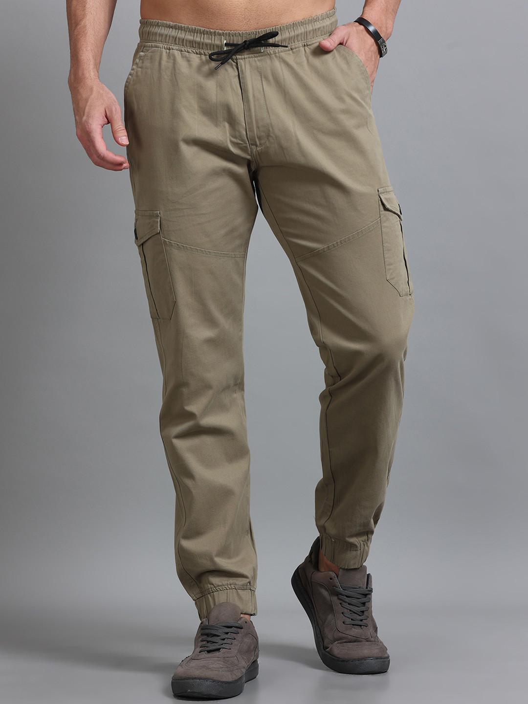U.S. PITCHERS Men Relaxed Straight Leg Slim Fit Low-Rise Cargos