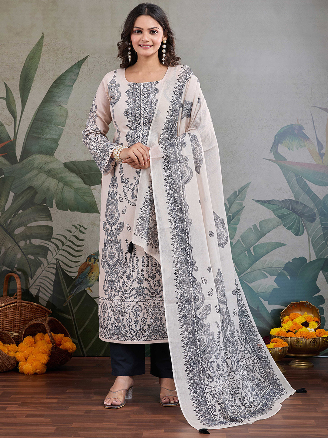 IOLY Women Ethnic Motifs Embroidered Regular Mirror Work Pure Cotton Kurta with Pyjamas & With Dupatta