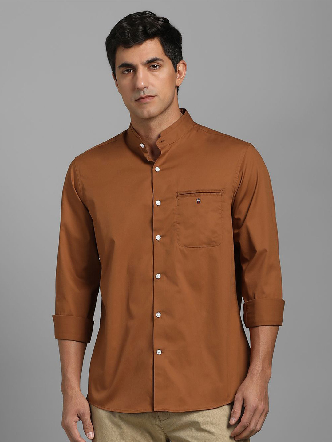 Louis Philippe Sport Band Collar Pure Cotton Opaque Slim Fit Casual Shirt