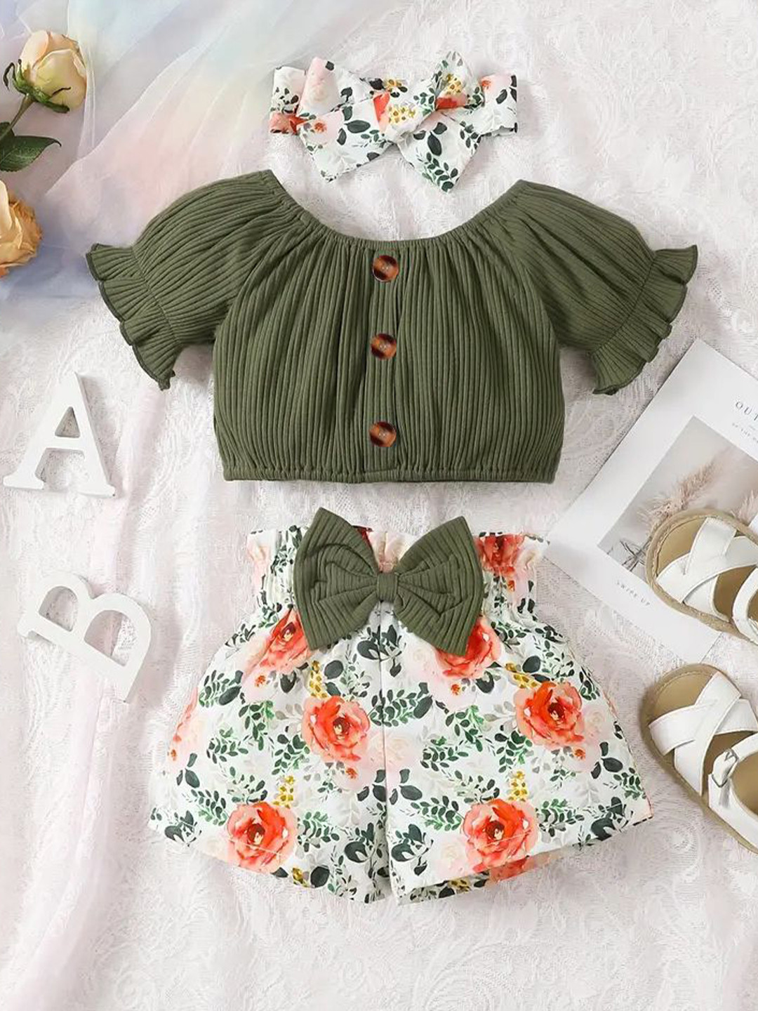 FAVORITE STORE Girls Off-Shoulder Neck Top With Shorts & Headband