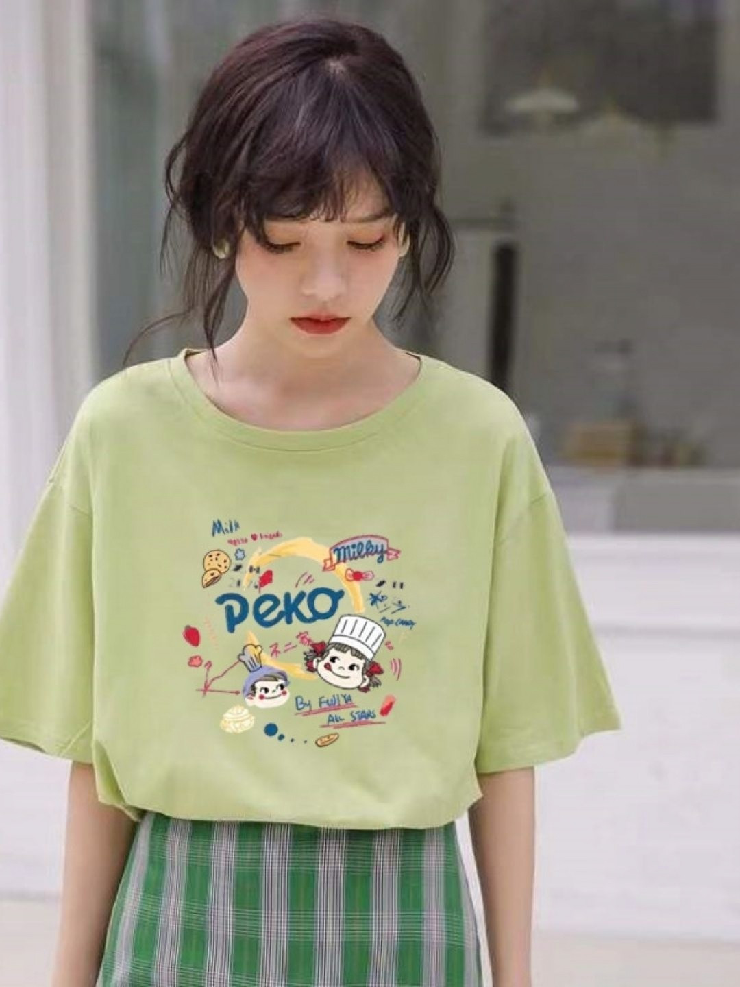 StyleCast Green & Blue Graphic Printed Oversized T-shirt