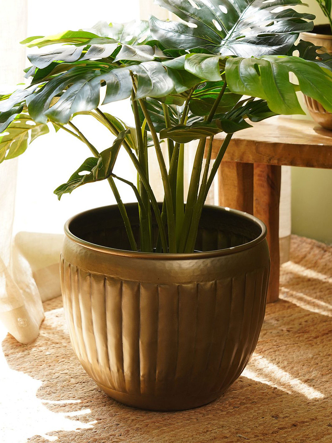 Pure Home and Living Gold-Toned Textured Metal Large Planter