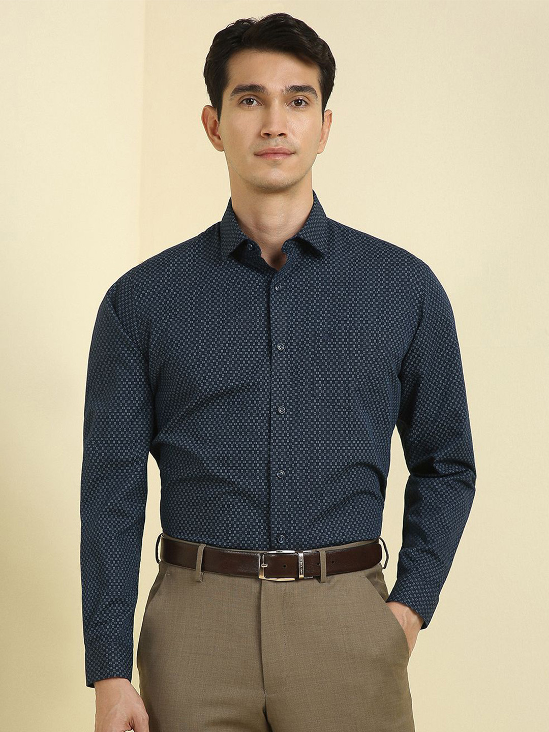 Allen Solly Slim Fit Micro Ditsy Printed Full Sleeves Formal Shirt