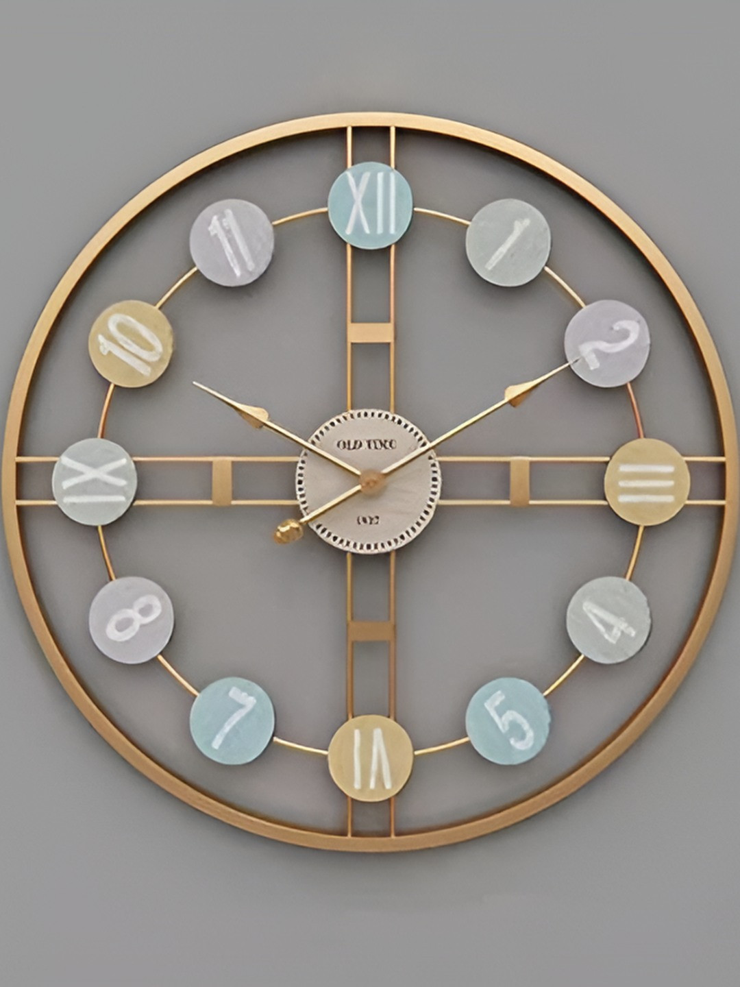Nutts Copper-Toned & Blue Round Shaped Analogue Contemporary Wall Clock