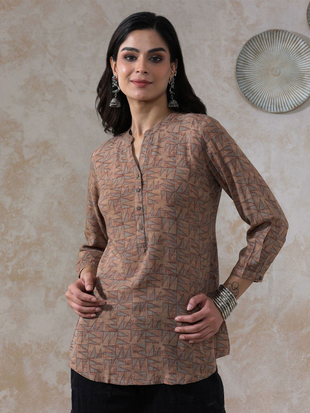 Moara Women Geometric Printed Mandarin Collar with Button Placket A-line Kurti Top