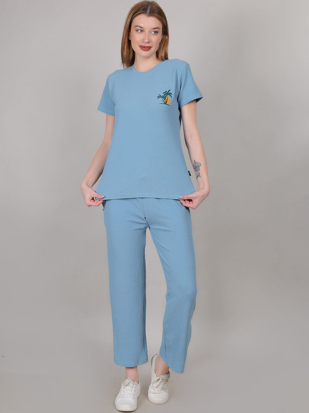 YOUTH ROBE Printed Round Neck Pure Cotton T-Shirt With Trousers