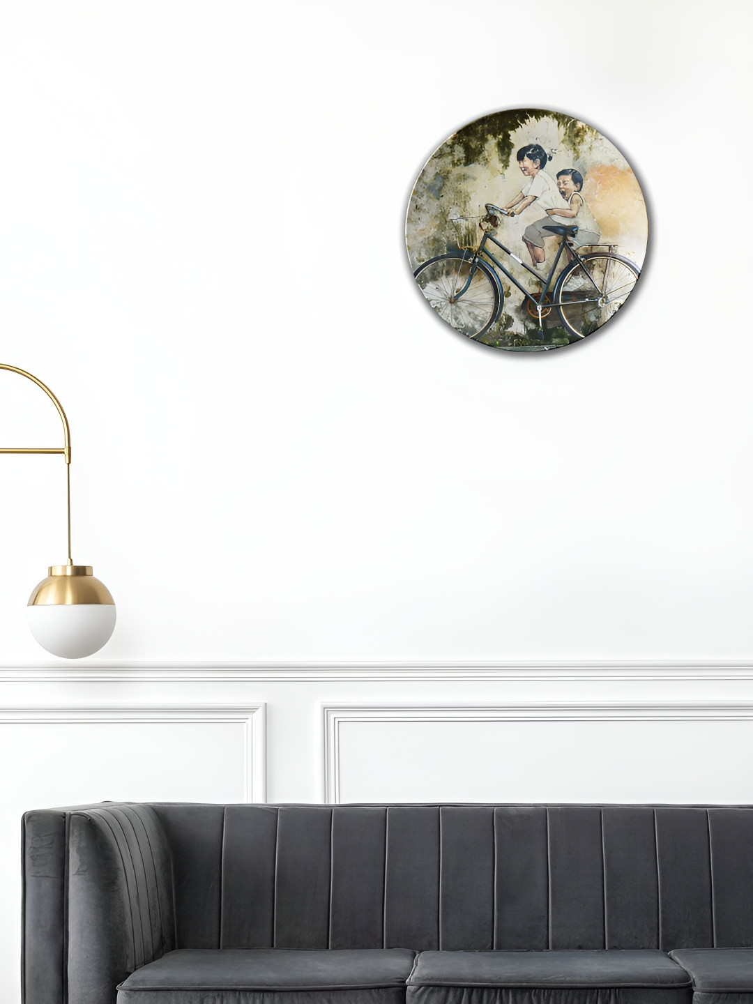 THE QUIRKY HOME Street Art Bicycle Crafted Ceramics Glossy Hanging Hall Wall Plates-8In