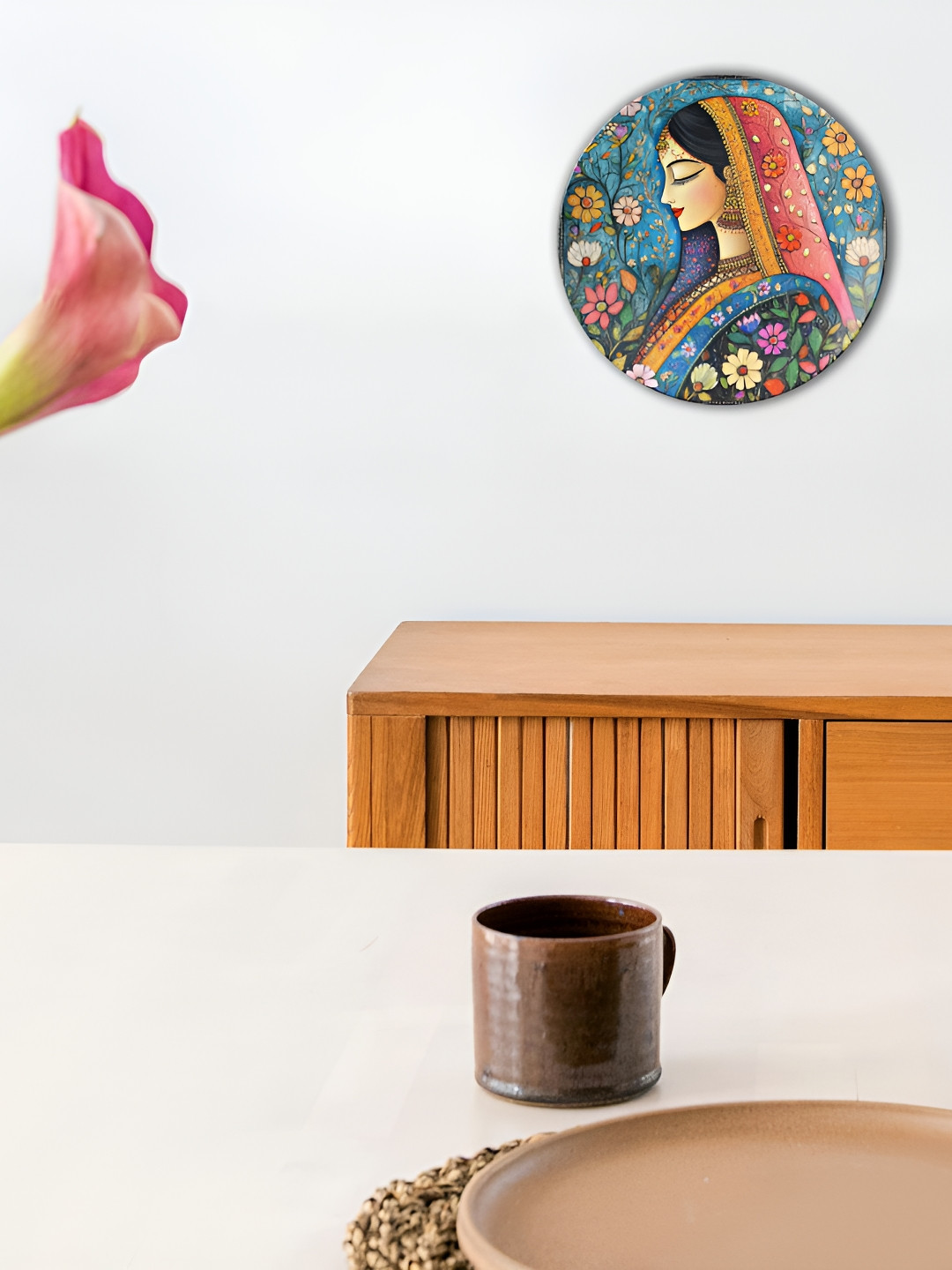 THE QUIRKY HOME A Timeless Beauty Ceramic Ethnic Motifs Glossy Hall Wall Plates-8In