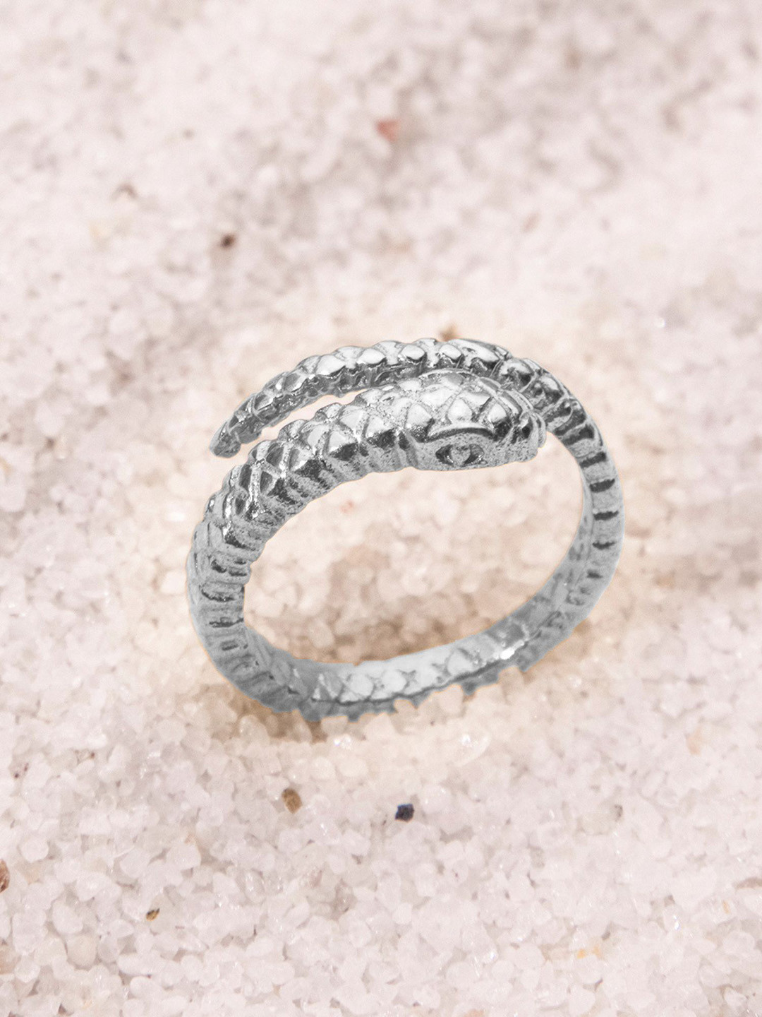 Studio One Love Adjustable Minimalist Finger Ring