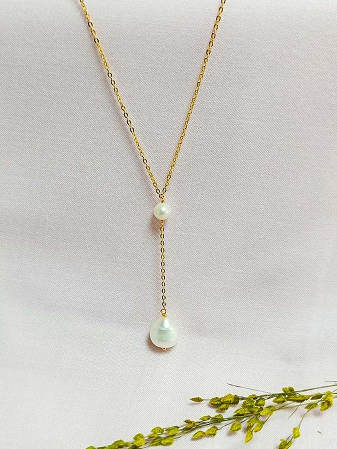 INARI SHINES 925 Sterling Silver Gold-Plated Real Pearl Studded Necklace