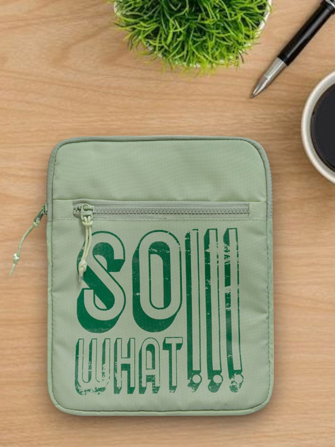 QIPS Printed iPad Cover