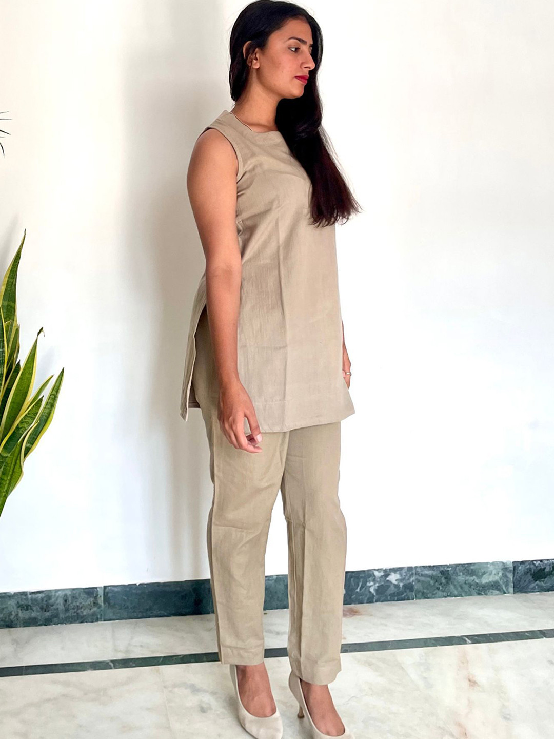 Noor by Hansa Women Regular Linen Kurta with Trousers