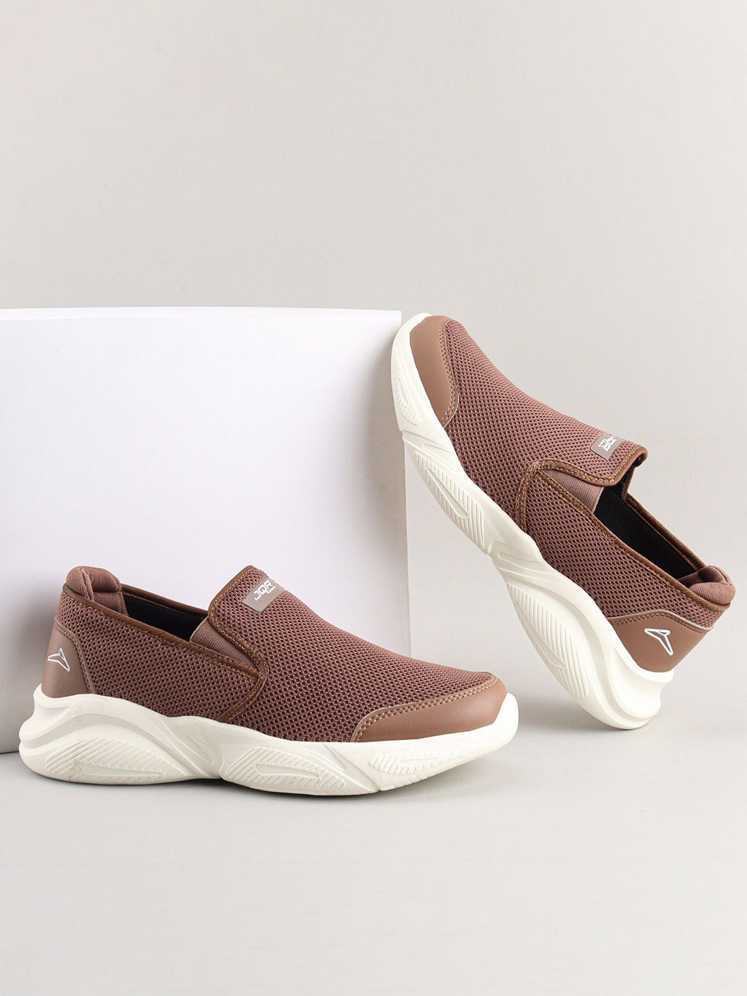 JQR Men ZAPATOS-08 Brown Walking Shoes