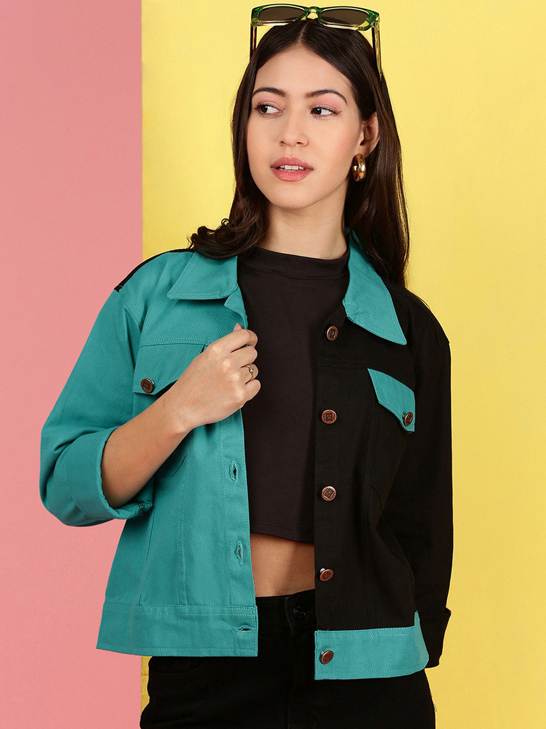 Kaali Peeli Women Colourblocked Two Tone Denim Jacket