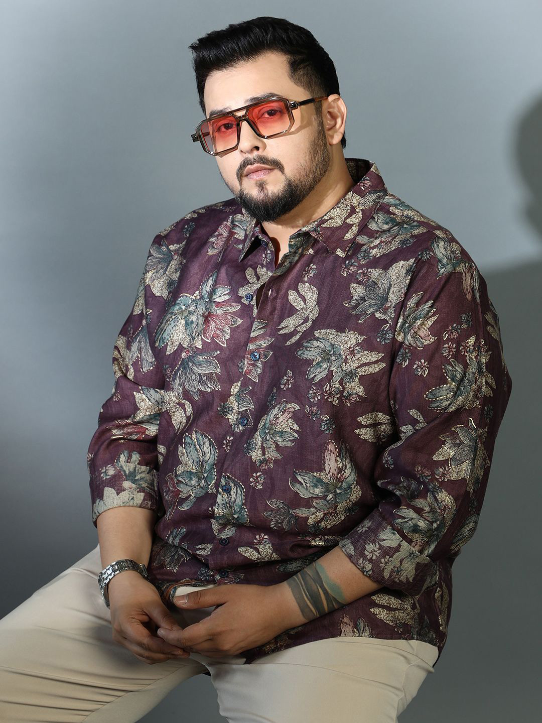 Instafab Plus Floral Printed Spread Collar Comfort Withering-Bloom Cotton Shirt