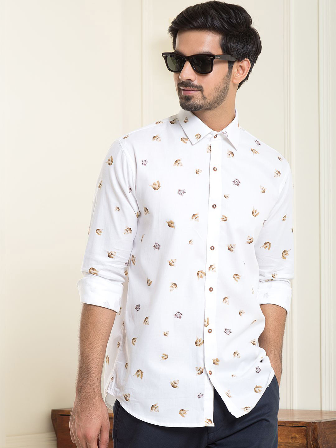 Mculine Floral Printed Standard Fit Shirt