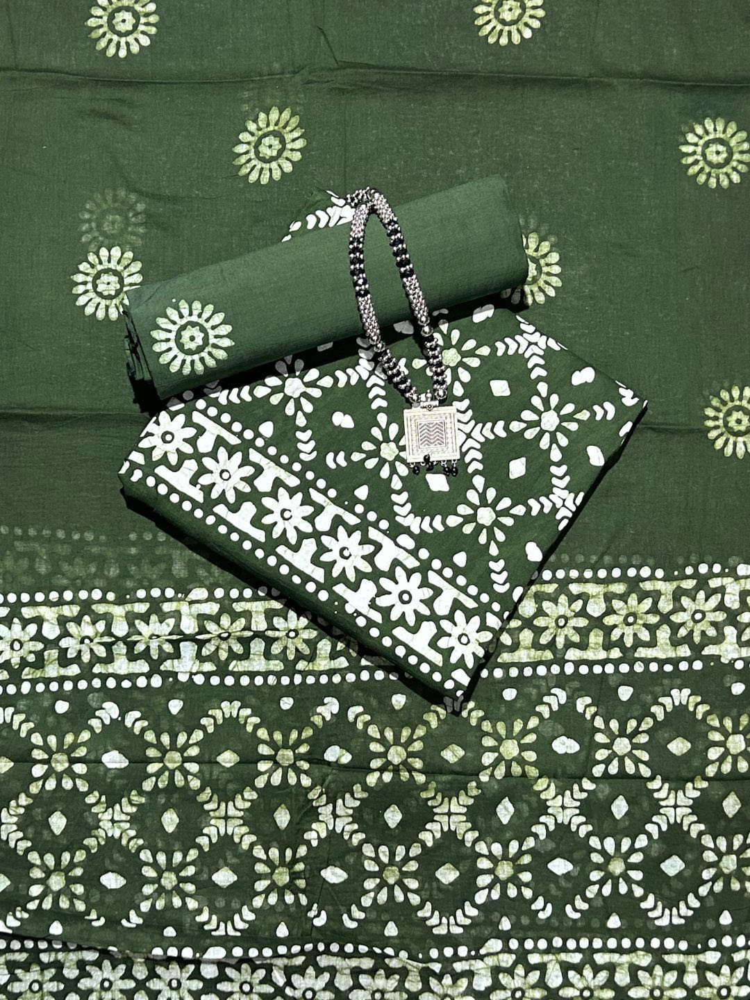 Farooq Dyeing Printed Pure Cotton Unstitched Dress Material