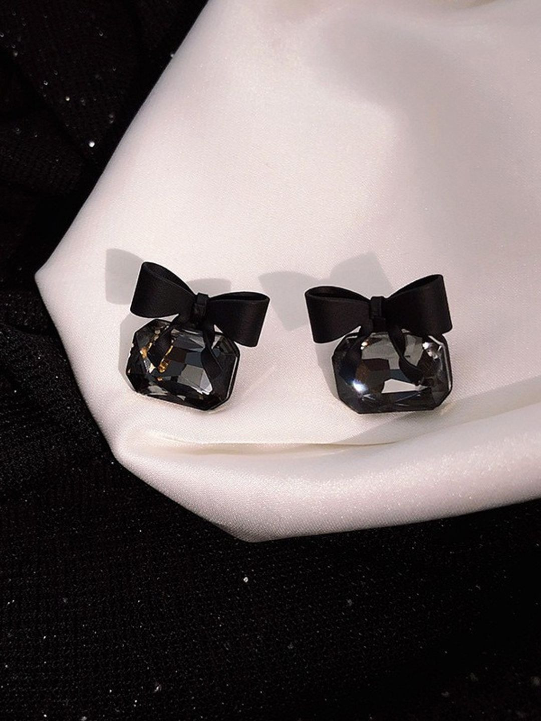 Krelin Rhodium-Plated Crystals Studded Elegant Statement Bow Studs