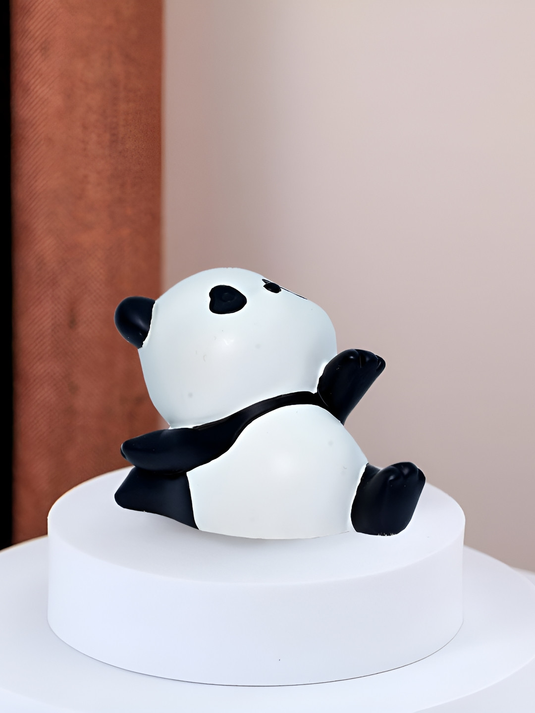 Cortina White Figurine Showpiece