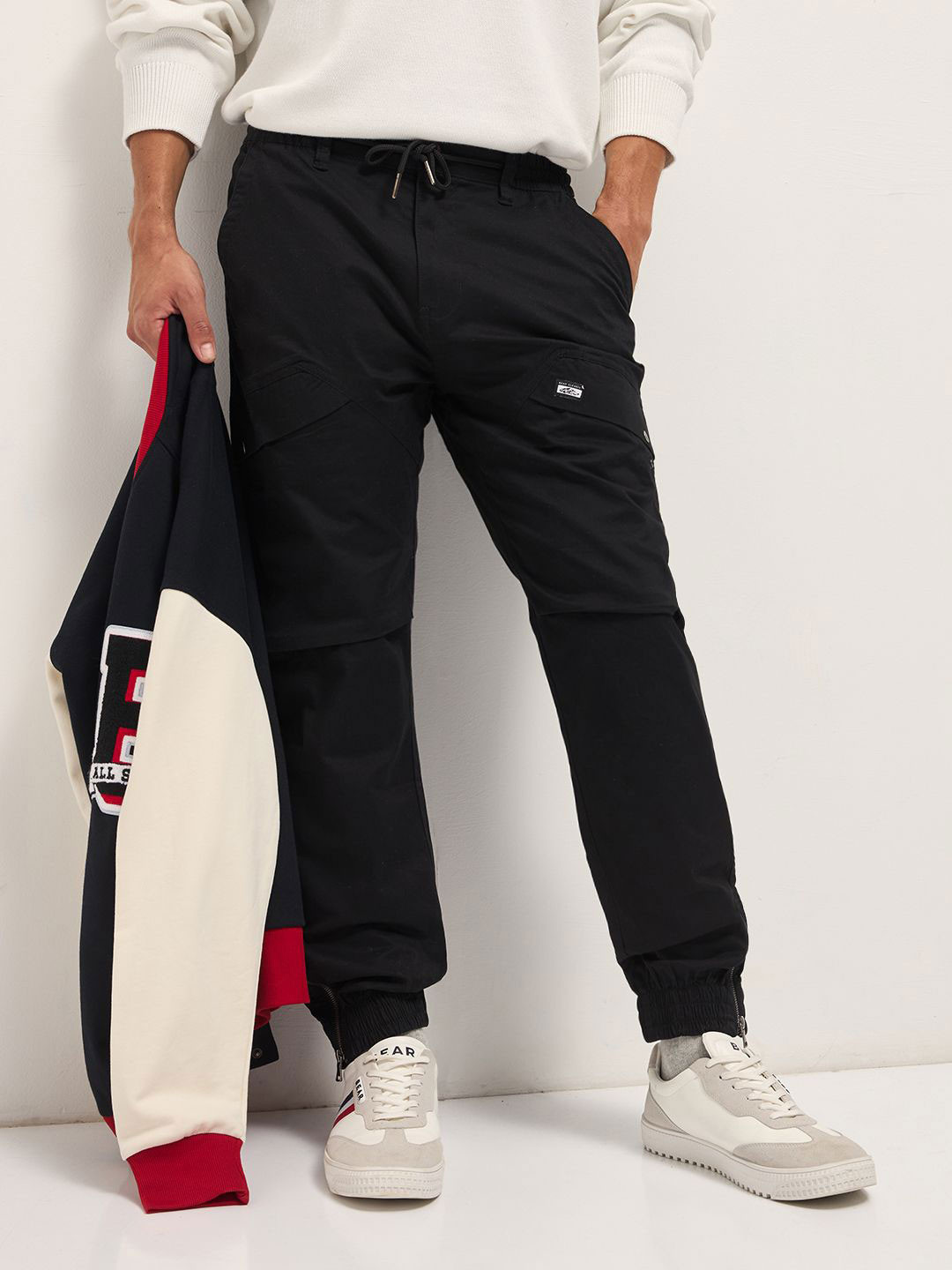 THE BEAR HOUSE Men Cargos Trousers