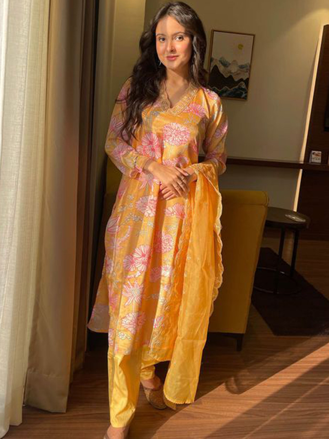 SHIENZY Printed Kurta With Trousers & Dupatta