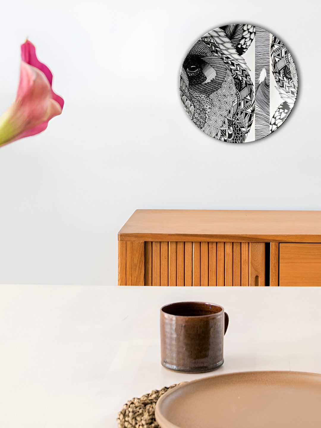 THE QUIRKY HOME Whimsical Wonderland Crafted Ceramics Glossy Hanging Hall Wall Plates-8In