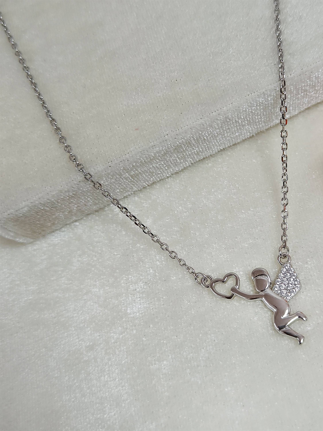 INARI SHINES 925 Sterling Silver Rhodium-Plated Cupid Necklace