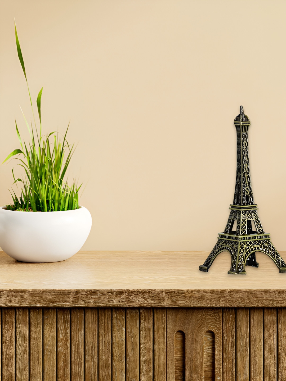 THE QUIRKY HOME Eiffel Tower Monument Bronze Metal Metallic Living Room Tiny Showpiece - 3.9 Inches