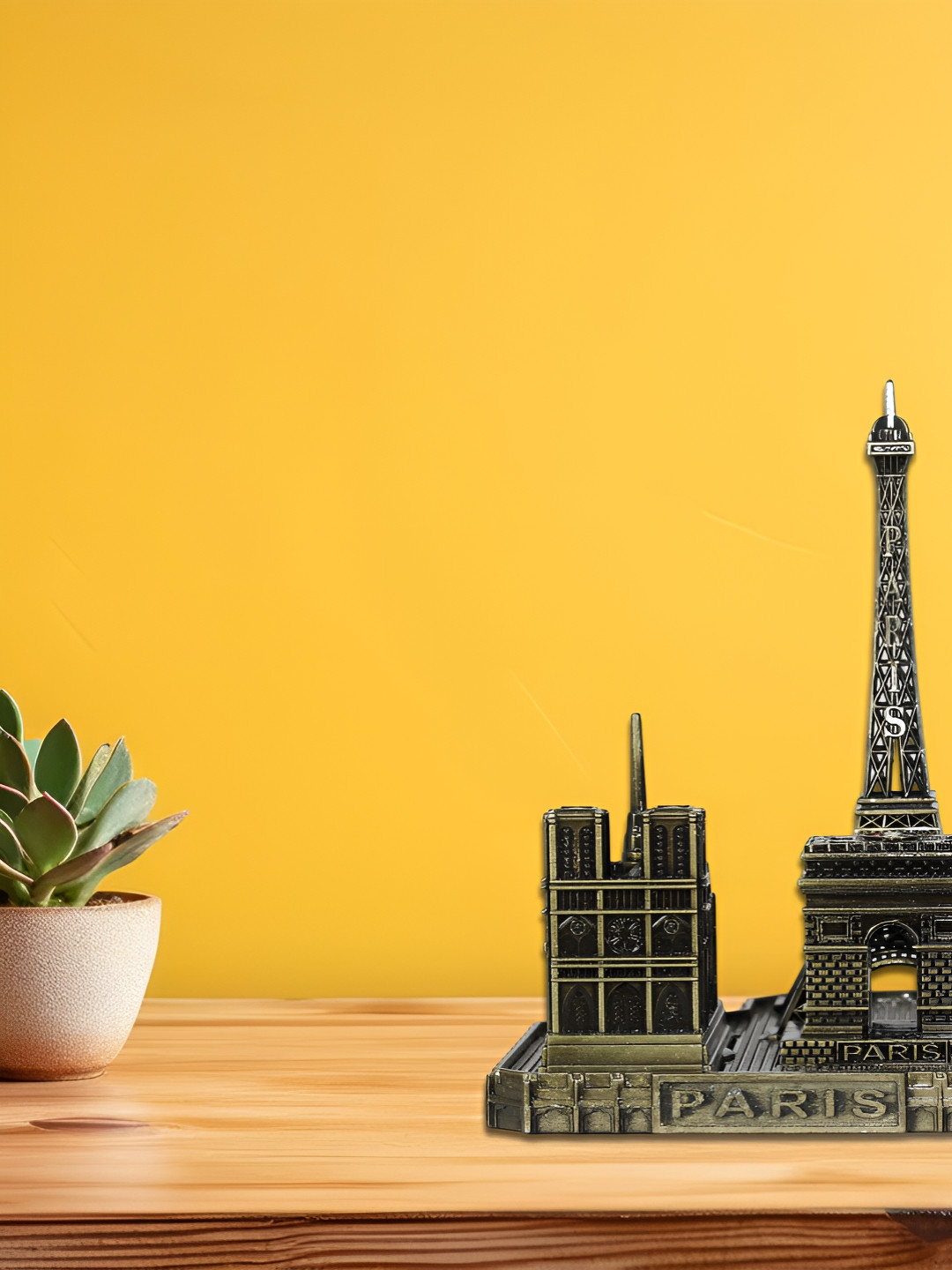 THE QUIRKY HOME London City Bronze Metal Metallic Living Room Medium Showpiece - 4.7 Inches