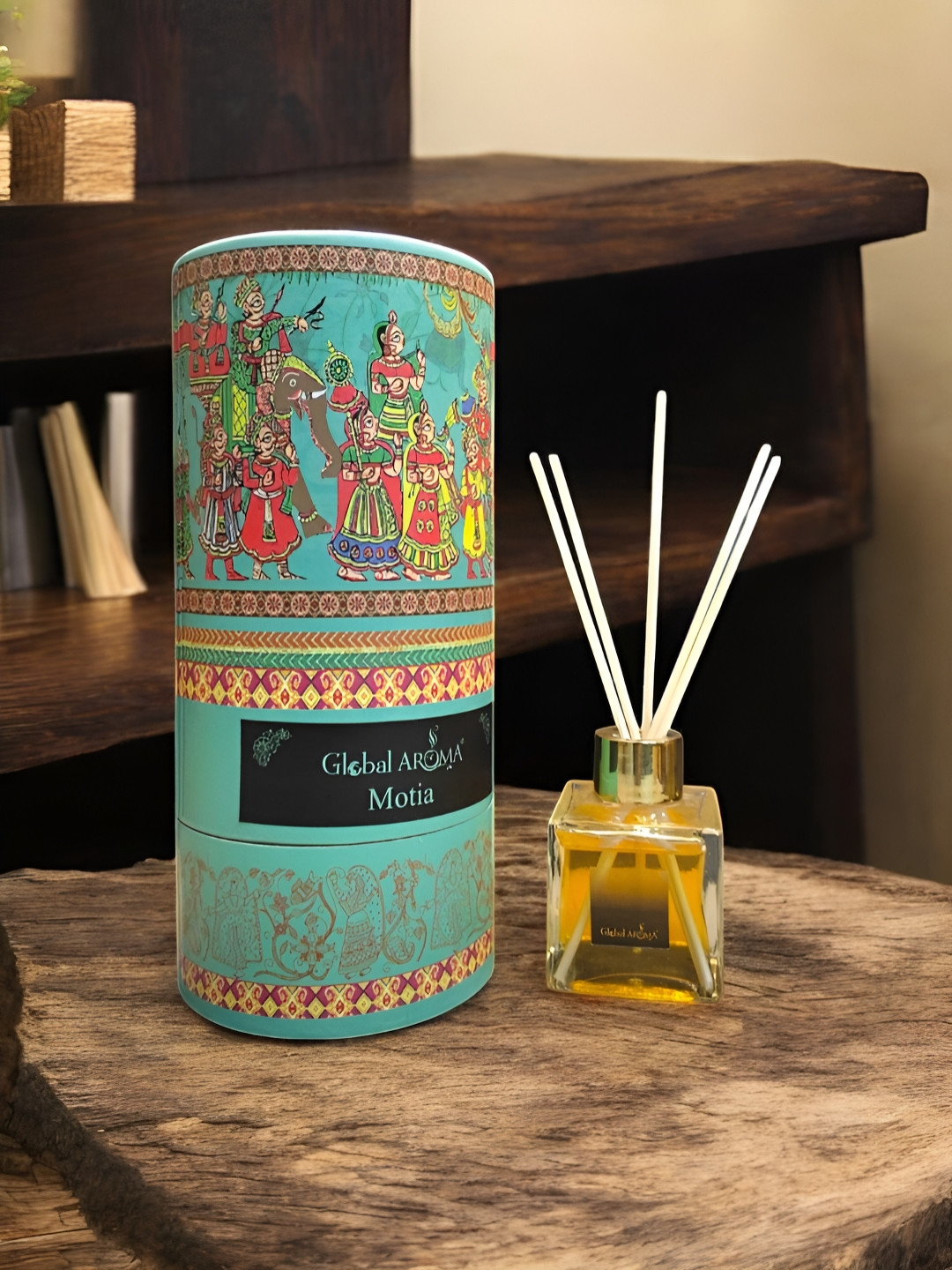 GLOBAL AROMA Blue & Red Motia Reed Aroma Oil Diffuser & Sticks 100ml