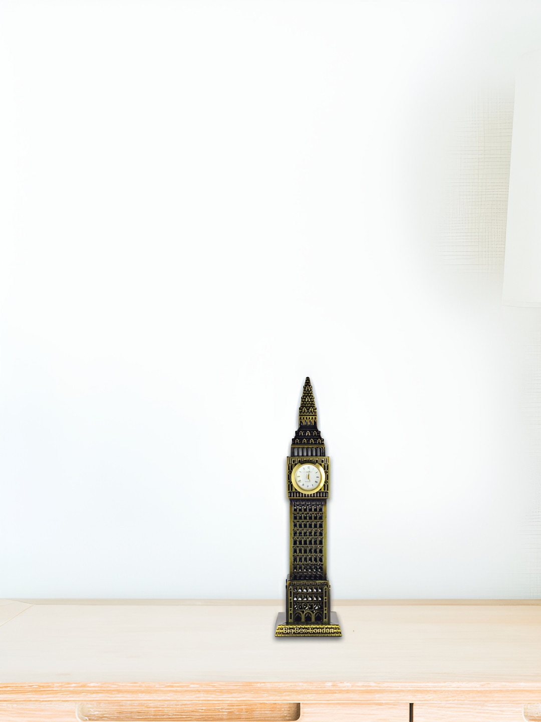 THE QUIRKY HOME London Big Ben Monument Bronze Metal Metallic Living Room Medium Showpiece - 7.1 Inches