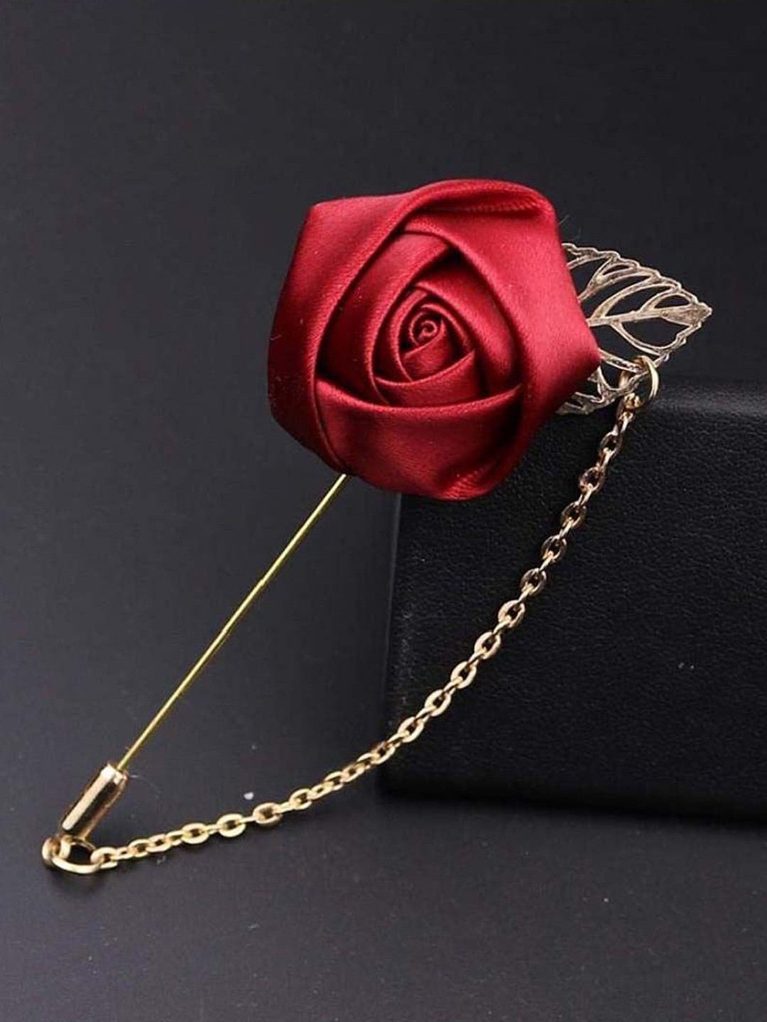 Curren Men Flower Brooch