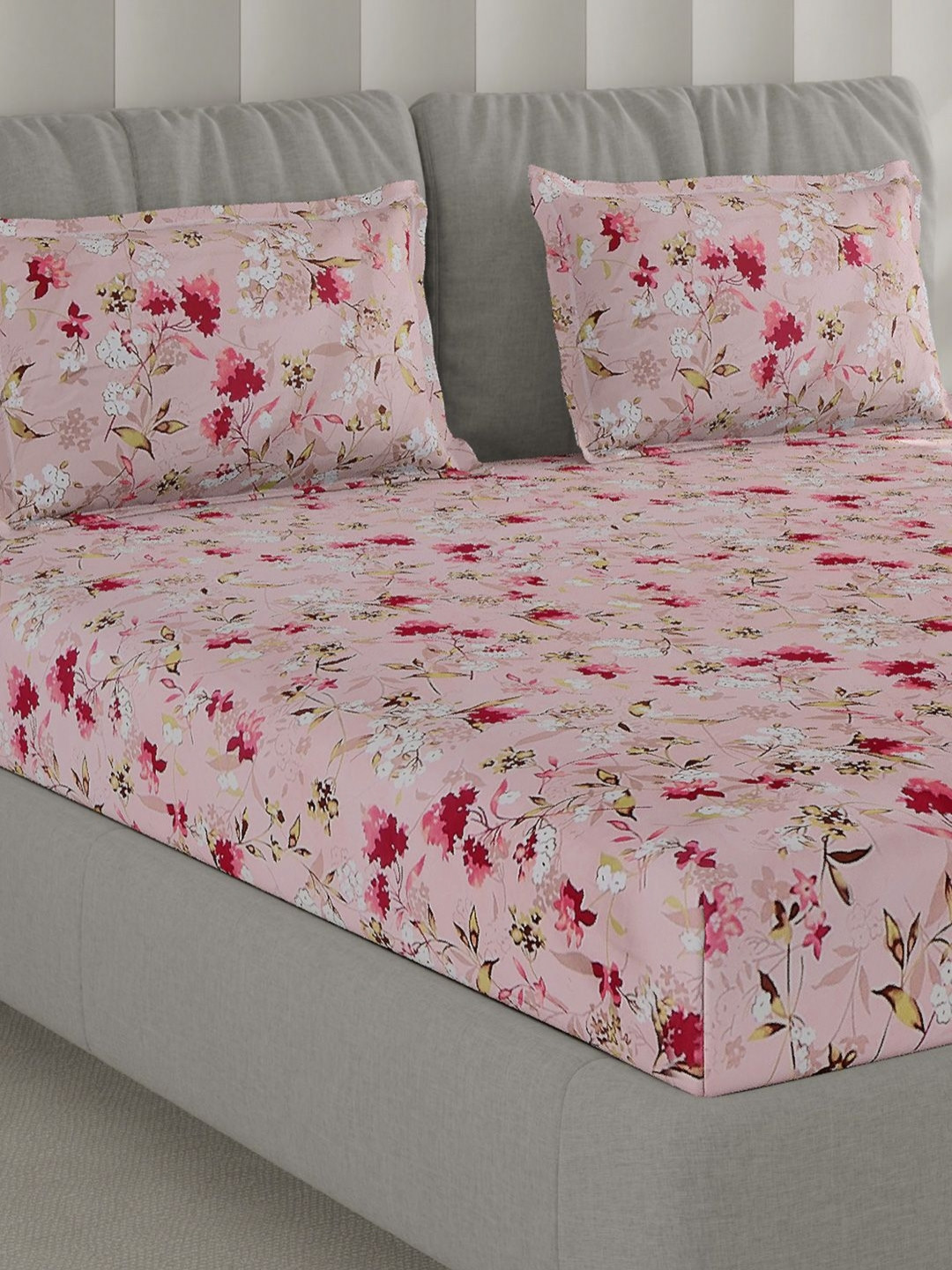 Monte Carlo Pink & Off White Floral Printed 130 TC Queen Bedsheet Set 2.2 m x Length 2.5 m
