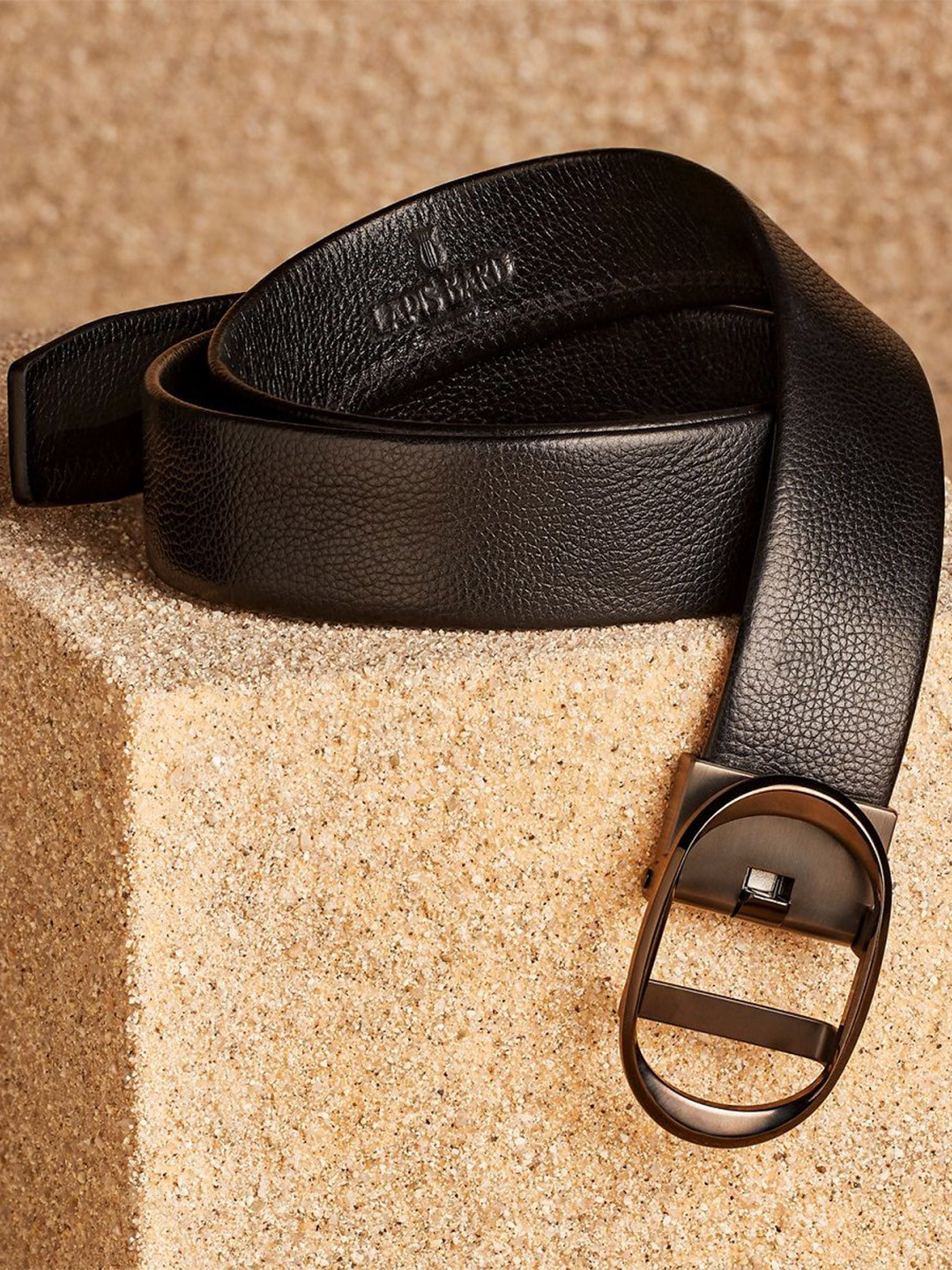 Lapis Bard Men 35 MM Buckle Pebbled Leather Formal Belt