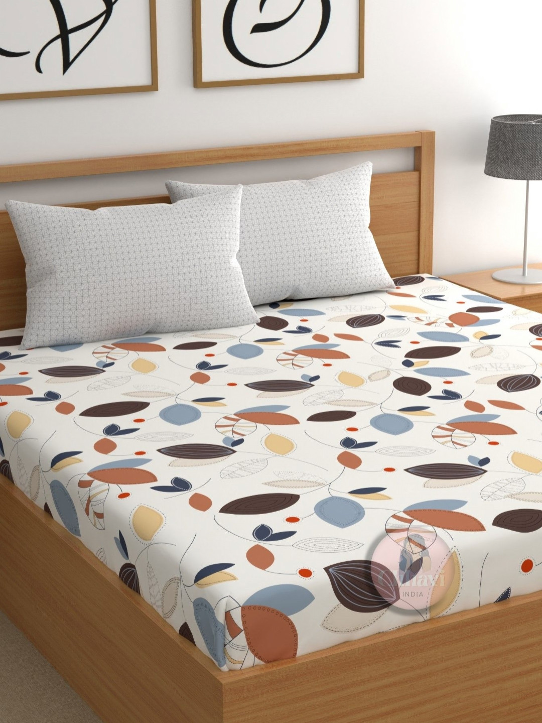 CHHAVI INDIA White & Pink Printed 210 TC Microfiber King Bedsheet Set 2.75 m x 2.75 m