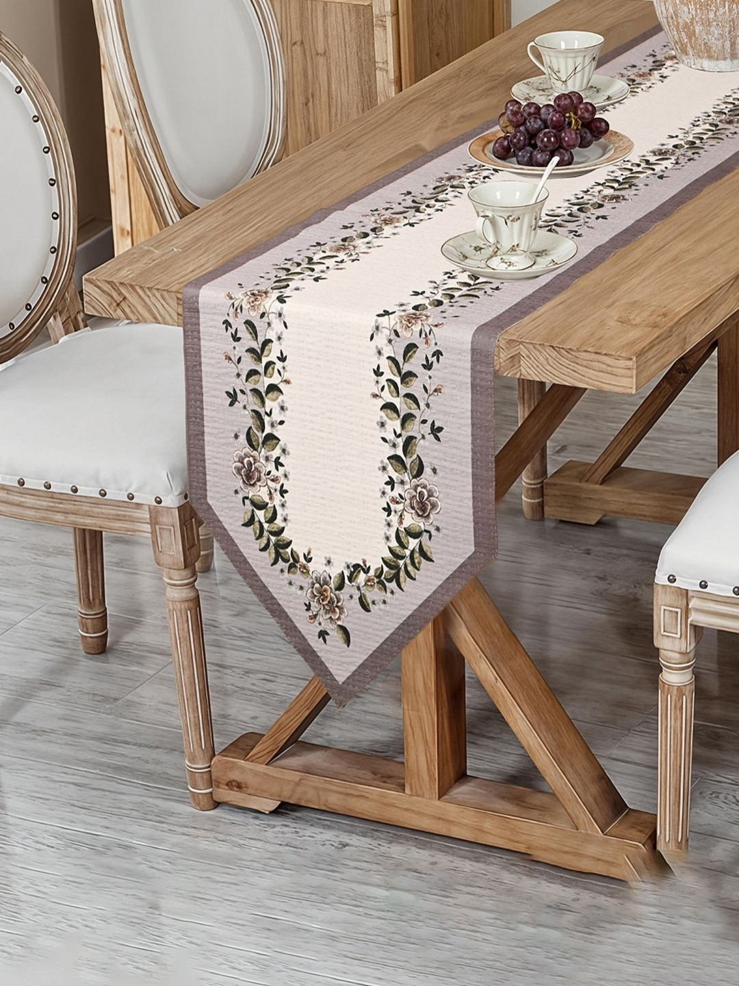 Aura Cream-Colored & Green Printed Cotton Table Runner