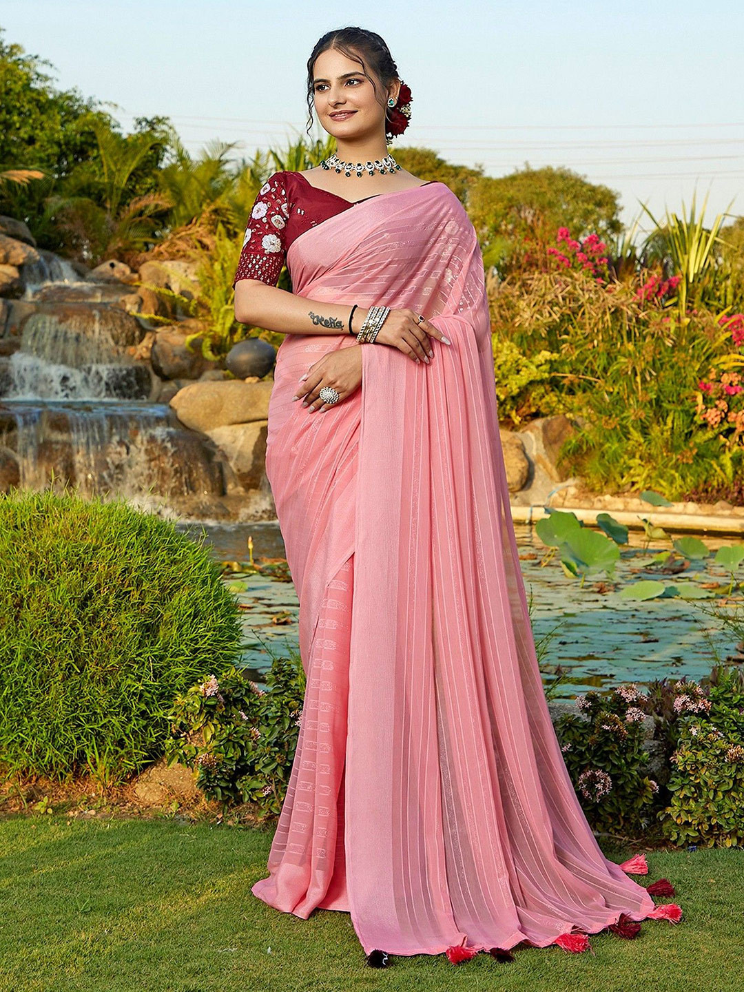 K 5 Fashion Striped Pure Chiffon Saree With Unstitched Blouse Piece