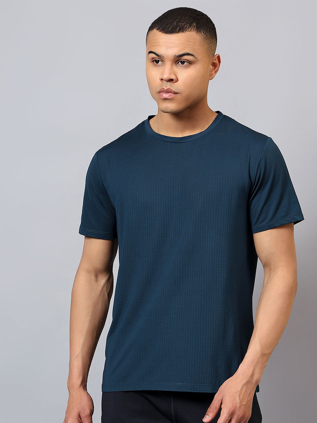 DIDA Men Dark Blue Comfort -Quick Dry & Breathable Sports T-shirt