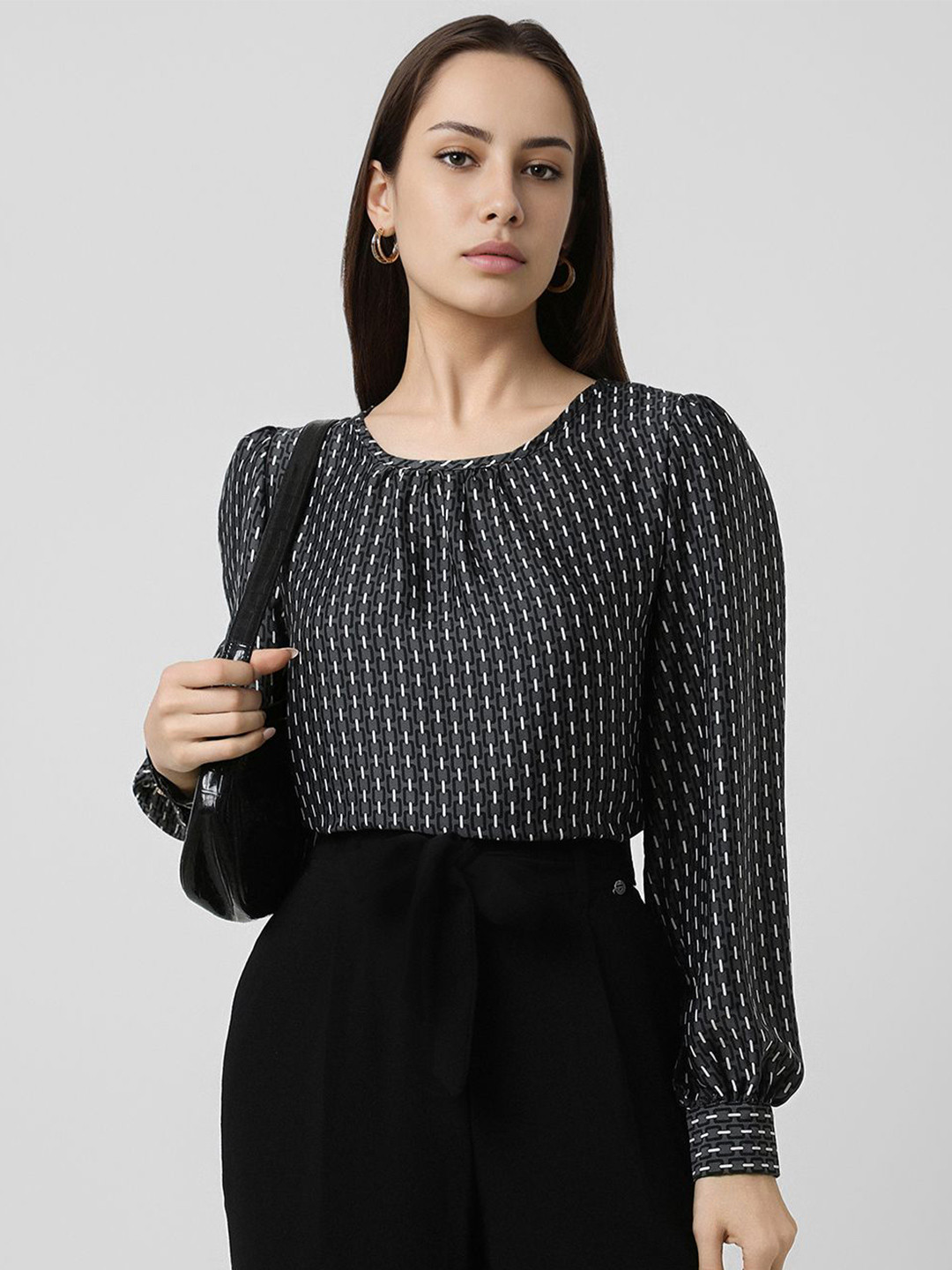 Van Heusen Woman Geometric Print Puff Sleeve Top