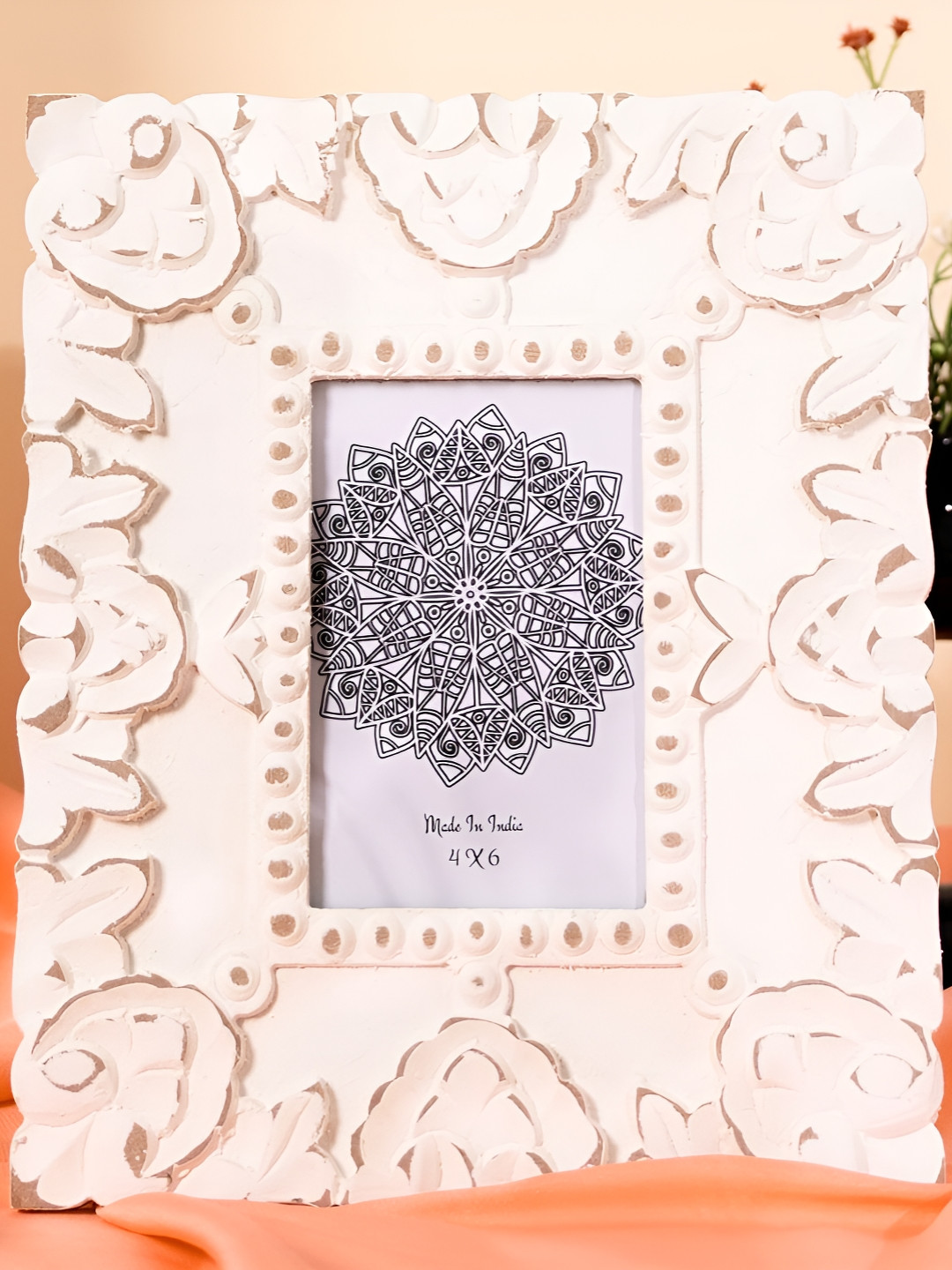 THREADVIBE LIVING White & Black Textured Wooden Table Photo Frame