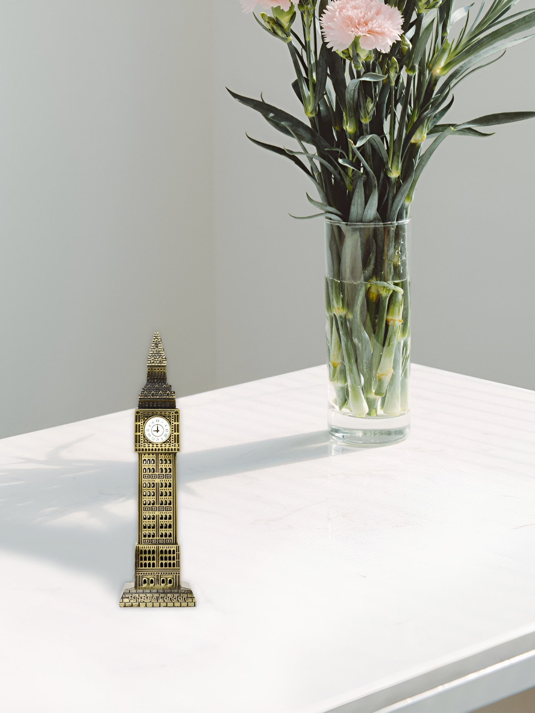 THE QUIRKY HOME London Big Ben Monument Bronze Metal Metallic Living Room Medium Showpiece - 7.1 Inches