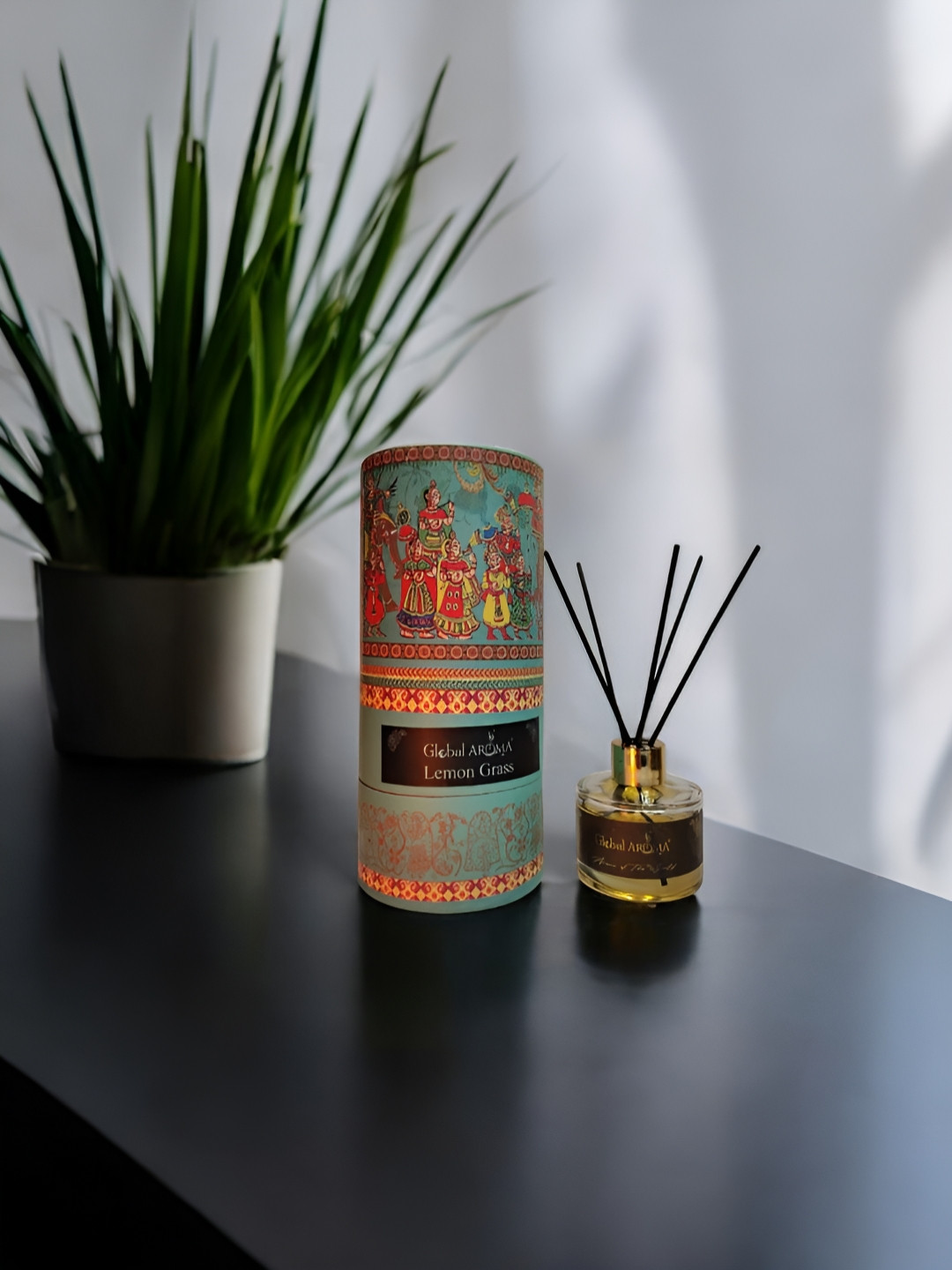 GLOBAL AROMA Blue & Red Lemon Grass Reed Aroma Oil Diffuser & Sticks 120ml