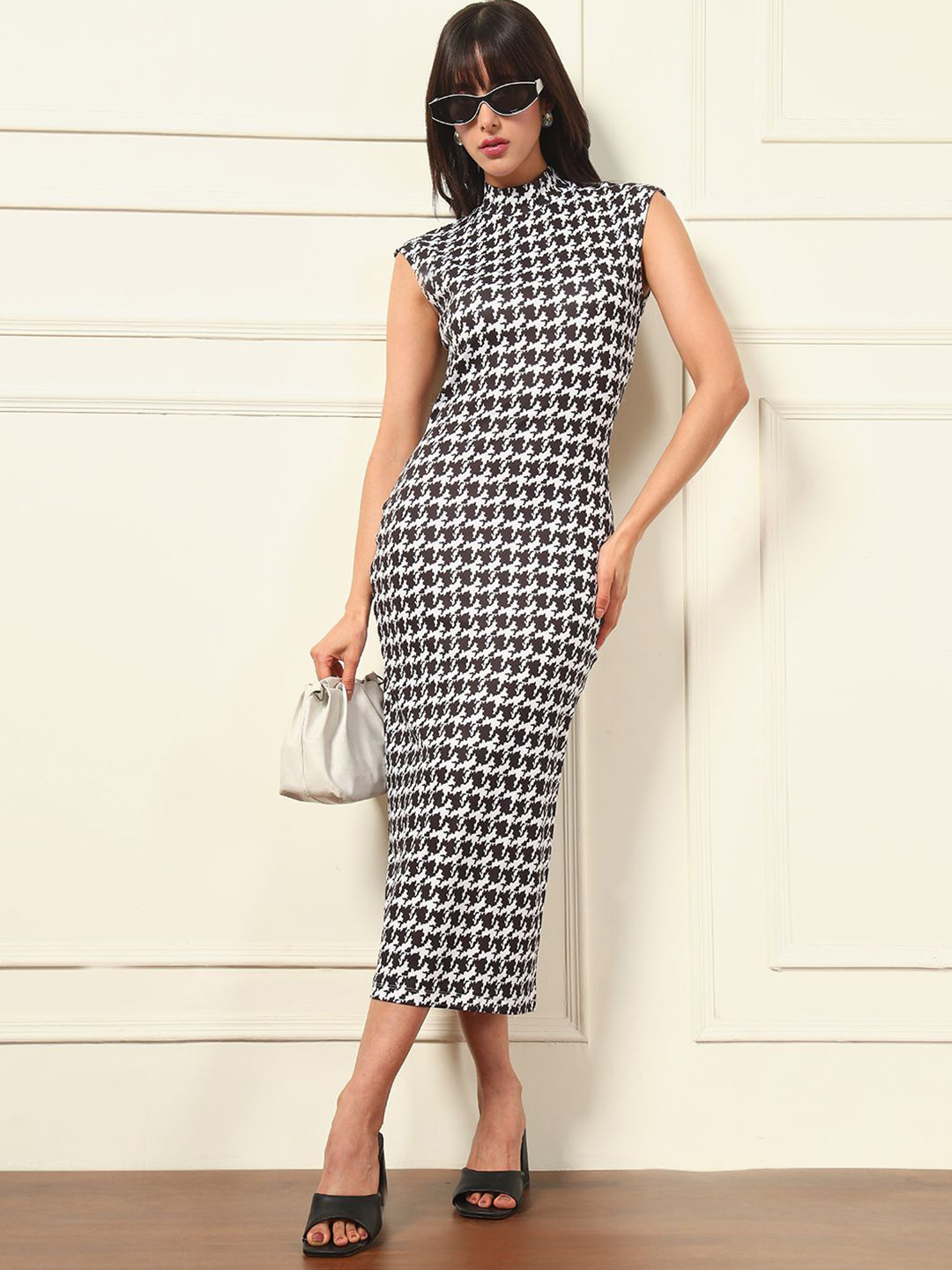 TANDUL Women High Neck Bodycon Black Dress