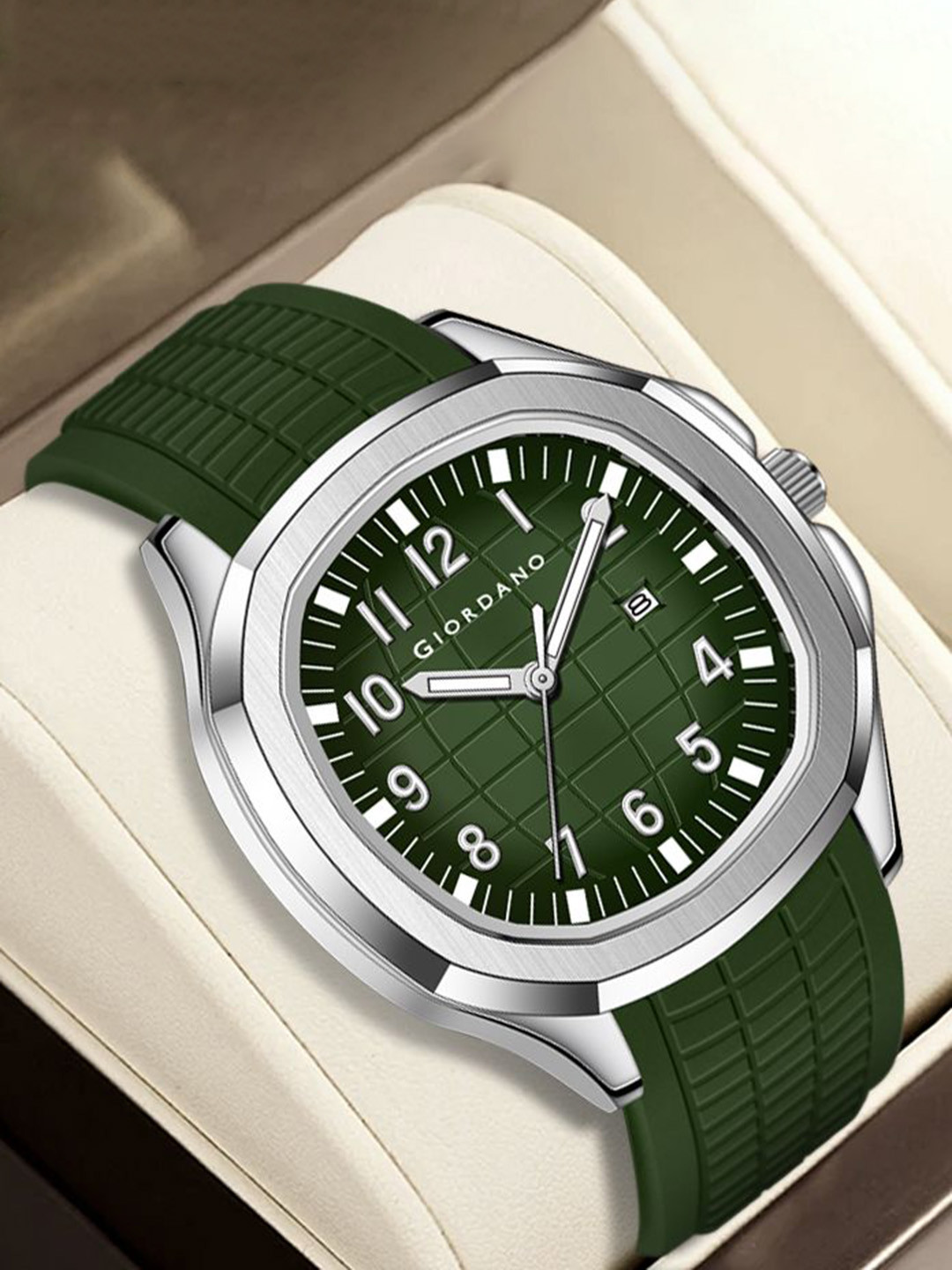 GIORDANO Precision And Comfort Watch With Textured Dial & Trendy Silicone Band