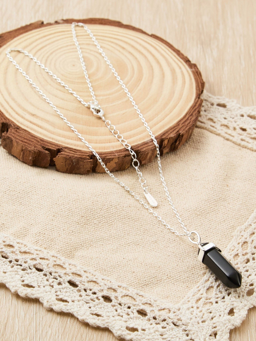 PASU FASHION Unisex Stainless Steel Silver-Plated Capsule Shaped Pendant With Chain