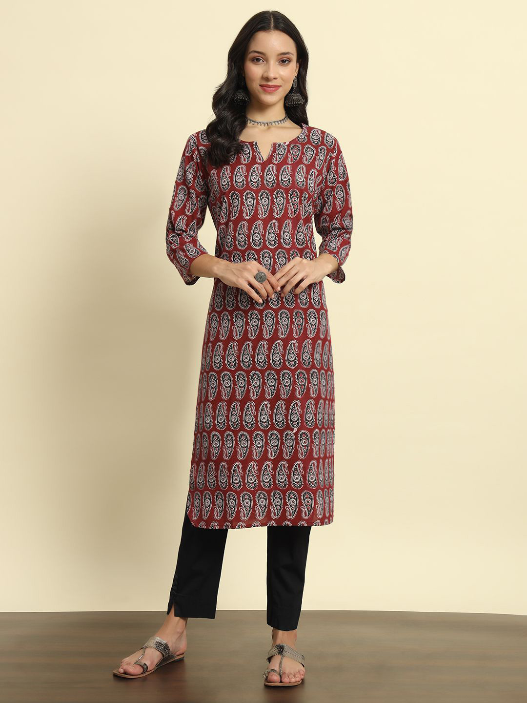 SURHI Women Floral Printed Floral Kurta