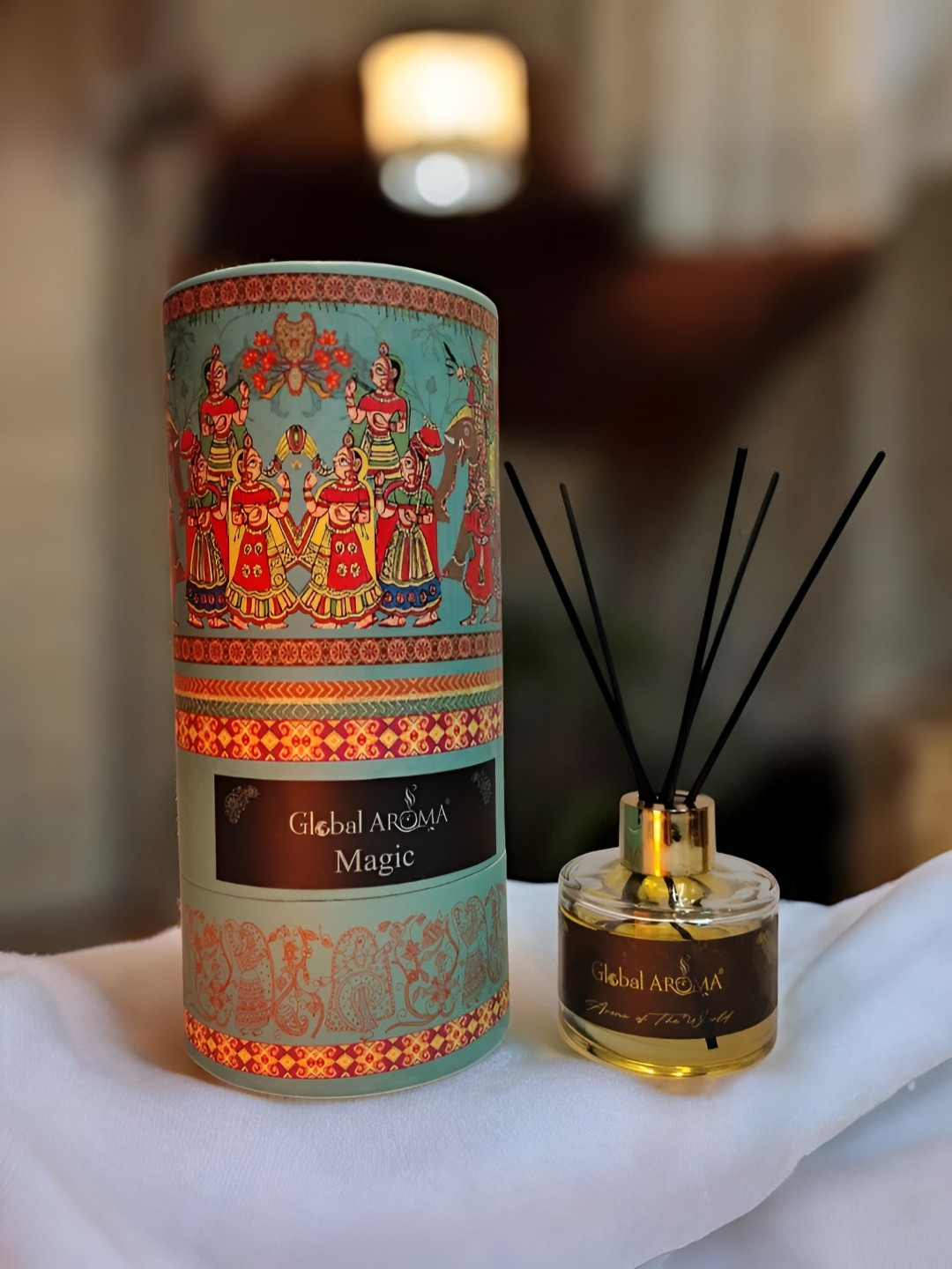 GLOBAL AROMA Blue & Red Magic Reed Aroma Oil Diffuser & Sticks 120ml